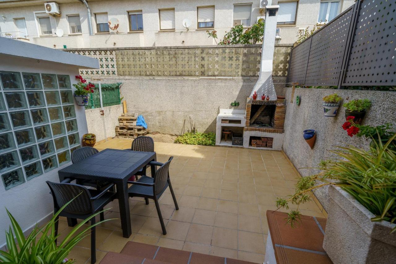 Homeholidaysrentals Espriu- Costa Barcelona ซานตาซูซานนา ภายนอก รูปภาพ